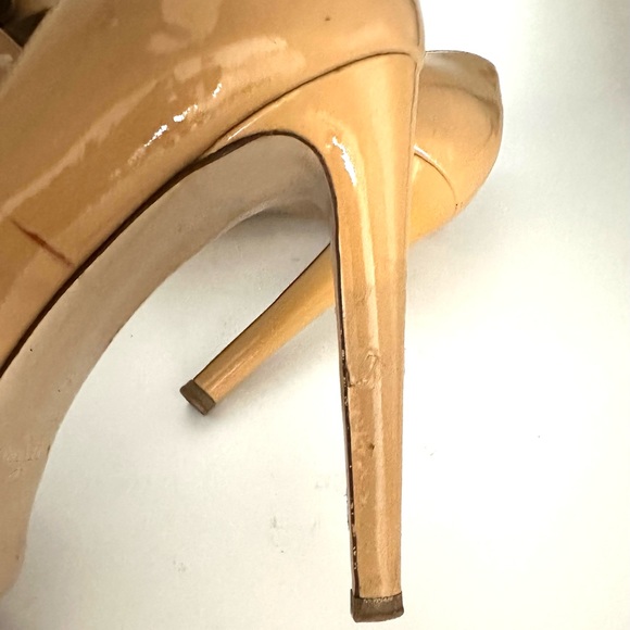 Valentino Garavani - Bow Stillettos - Picture 10 of 11